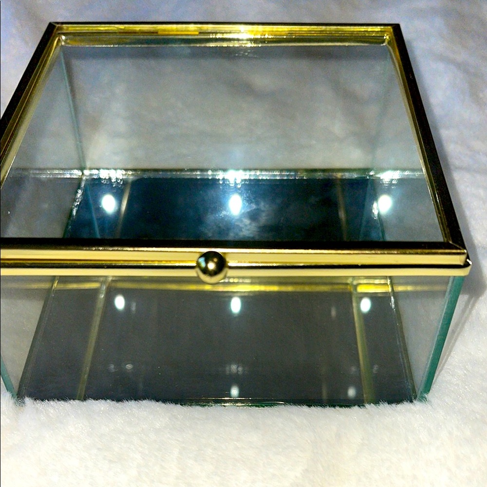 Chic Glass Box with Gold Accents. 5 X 5